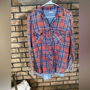 Sneak peek flannel‎